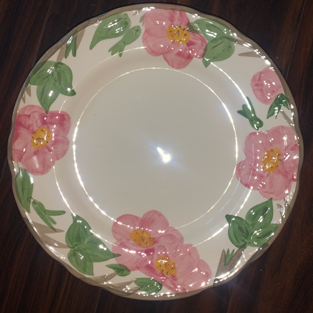 Franciscan Desert Rose pink rose
Dinnerner pkaye 
Set of 12 
Vintage
